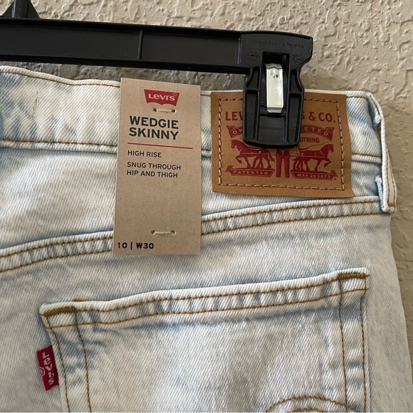 Levi’s Wedgie Jeans Pant High Skinny Light Denim Blue Festival Grunge Y2K NWT - Picture 11 of 15